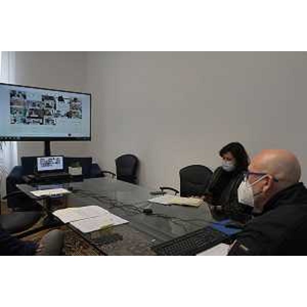 Un altro momento della videoconferenza dedicata alle concessioni demaniali balneari. - Un altro momento della videoconferenza dedicata alle concessioni demaniali balneari.