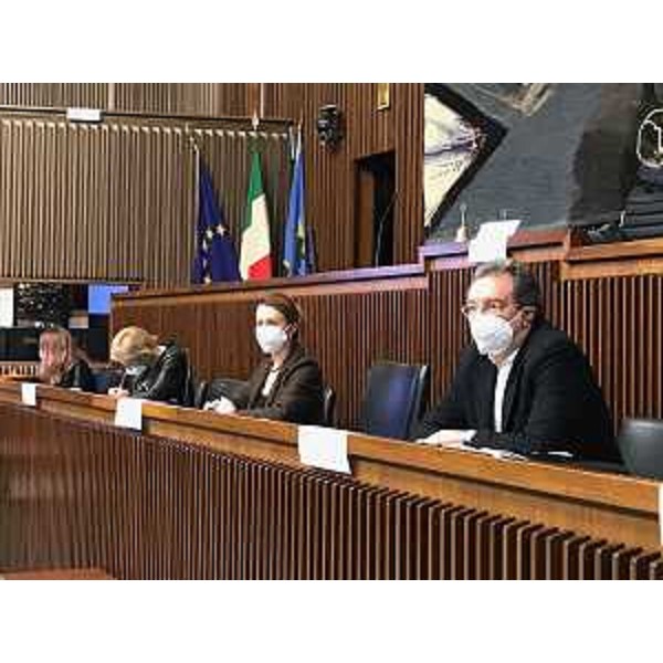 La presidente della IV Commissione, Mara Piccin (FI), e l'assessore regionale a Infrastruttre e Territorio, Graziano Pizzimenti - La presidente della IV Commissione, Mara Piccin (FI), e l'assessore regionale a Infrastruttre e Territorio, Graziano Pizzimenti