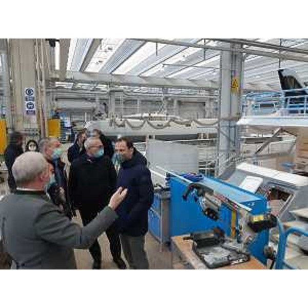 Il governatore del Friuli Venezia Giulia Massimiliano Fedriga visita il polo nautico che insiste sul Canale est -ovest di Monfalcone - Il governatore del Friuli Venezia Giulia Massimiliano Fedriga visita il polo nautico che insiste sul Canale est -ovest di Monfalcone