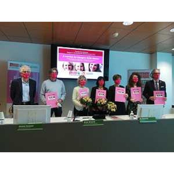 L'assessore regionale alle Finanze, Barbara Zilli, alla presentazione dell'iniziativa per la lotta all'endometriosi 'Il mondo ha bisogno delle donne'. - L'assessore regionale alle Finanze, Barbara Zilli, alla presentazione dell'iniziativa per la lotta all'endometriosi 'Il mondo ha bisogno delle donne'.