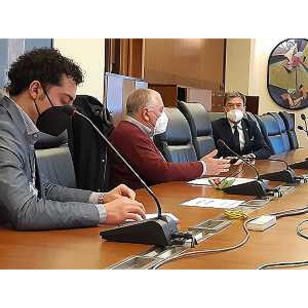 Tiziano Centis (Citt) con i primi firmatari della petizione, Daniele Morassut e Francesco Fantastico - Tiziano Centis (Citt) con i primi firmatari della petizione, Daniele Morassut e Francesco Fantastico