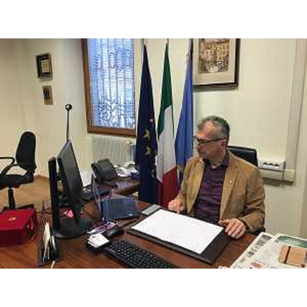 Il presidente del Cr Fvg, Piero Mauro Zanin, durante il suo intervento - Il presidente del Cr Fvg, Piero Mauro Zanin, durante il suo intervento