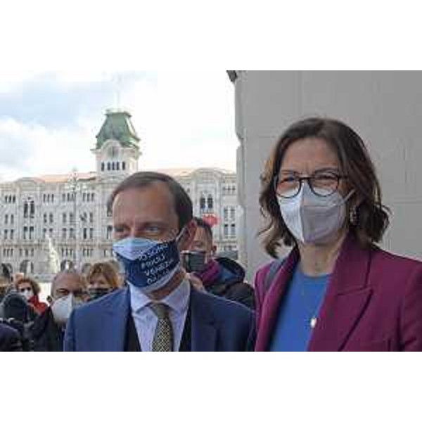 Il governatore Fedriga con il ministro per gli Affari regionali e le autonomie, Mariastella Gelmini - Il governatore Fedriga con il ministro per gli Affari regionali e le autonomie, Mariastella Gelmini