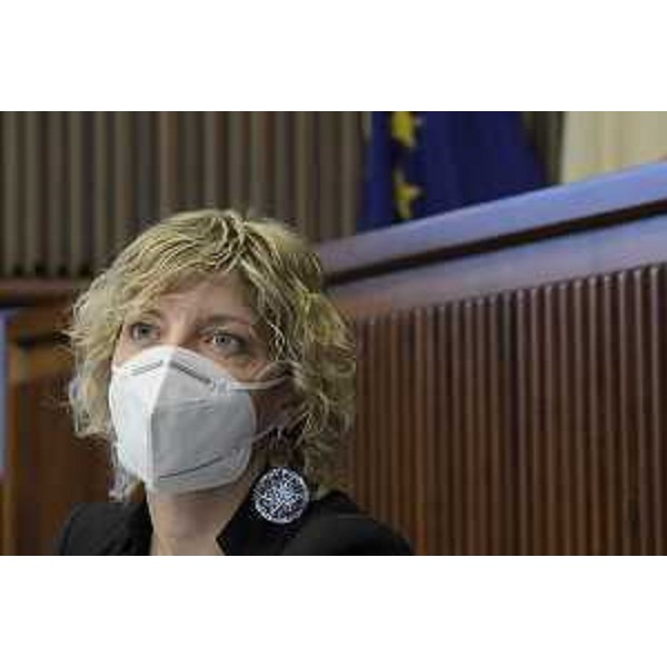 L'assessore alle Finanze Barbara Zilli in Consiglio regionale. - L'assessore alle Finanze Barbara Zilli in Consiglio regionale.