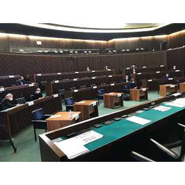 La VI Commissione consiliare riunita in aula - La VI Commissione consiliare riunita in aula