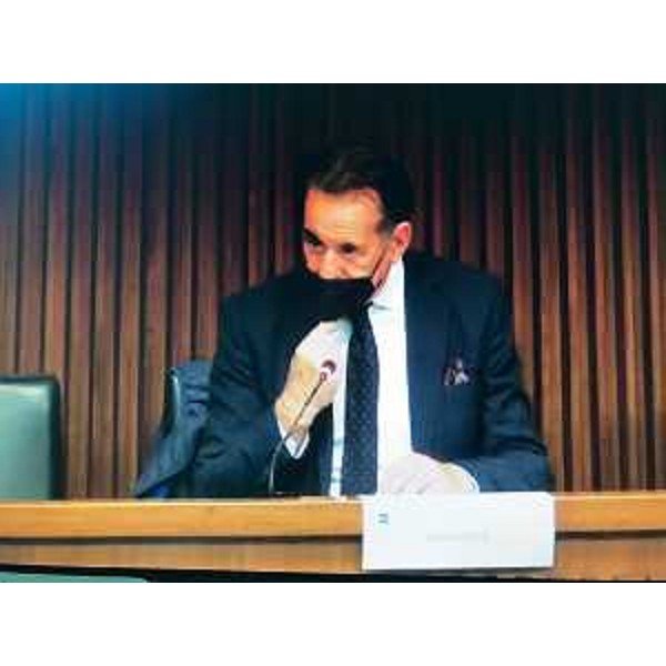 L'assessore alla Difesa dell'Ambiente ed energia, Fabio Scoccimarro, nel corso dell'audizione in IV Commissione consiliare. - L'assessore alla Difesa dell'Ambiente ed energia, Fabio Scoccimarro, nel corso dell'audizione in IV Commissione consiliare. 