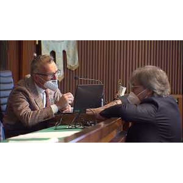 Il presidente del Cr Fvg, Piero Mauro Zanin, con l'assessore regionale Sergio Emidio Bini - Il presidente del Cr Fvg, Piero Mauro Zanin, con l'assessore regionale Sergio Emidio Bini