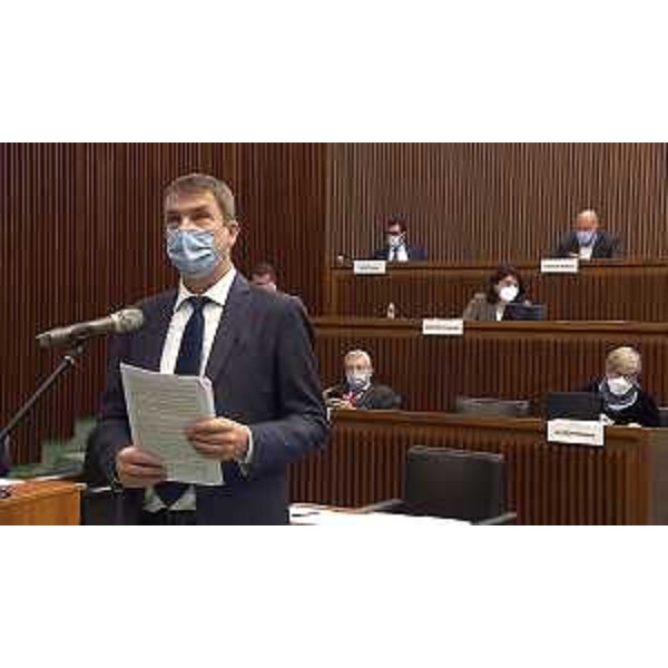 Andrea Ussai (M5S) - Andrea Ussai (M5S)