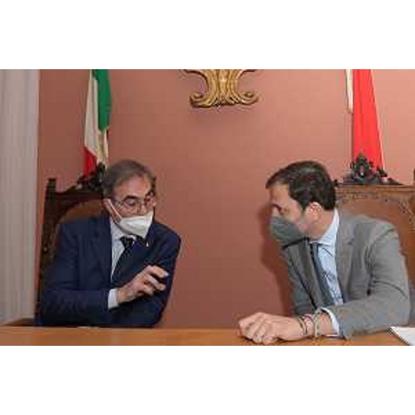 Il governatore del Friuli Venzia Giulia Massimiliano Fedriga con l'Ad di Anas Massimo Simonini (a sinistra) - Il governatore del Friuli Venzia Giulia Massimiliano Fedriga con l'Ad di Anas Massimo Simonini (a sinistra)