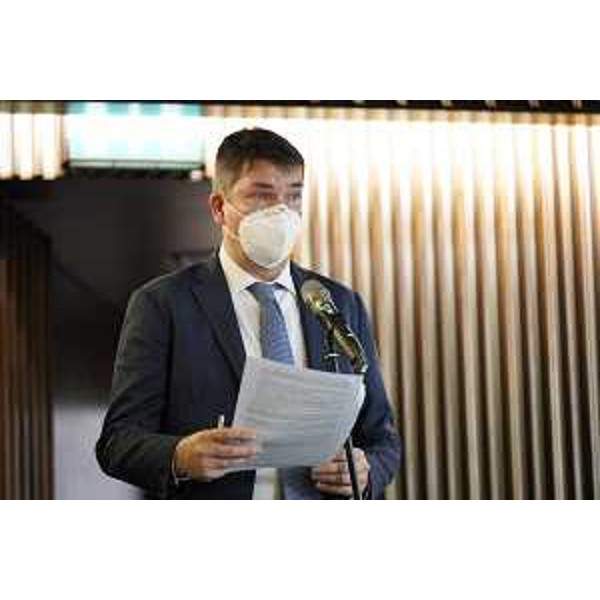 Andrea Ussai (M5S) - Andrea Ussai (M5S)