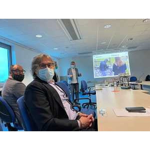 L'assessore regionale alle Attività produttive con delega al turismo, Sergio Emidio Bini, alla presentazione ai sindaci della Carnia del progetto Zoncolan - L'assessore regionale alle Attività produttive con delega al turismo, Sergio Emidio Bini, alla presentazione ai sindaci della Carnia del progetto Zoncolan