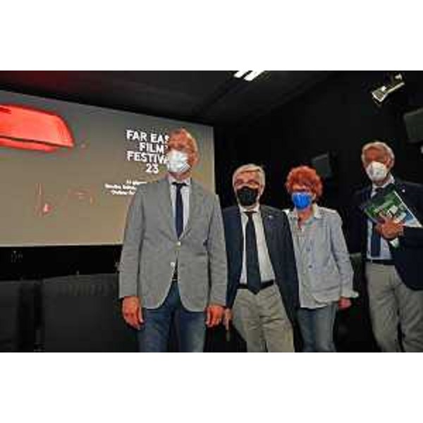 Da sinistra il presidente Zanin, il sindaco di Udine Fontanini, l'assessore regionale Gibelli e l'assessore comunale Cigolot - Da sinistra il presidente Zanin, il sindaco di Udine Fontanini, l'assessore regionale Gibelli e l'assessore comunale Cigolot