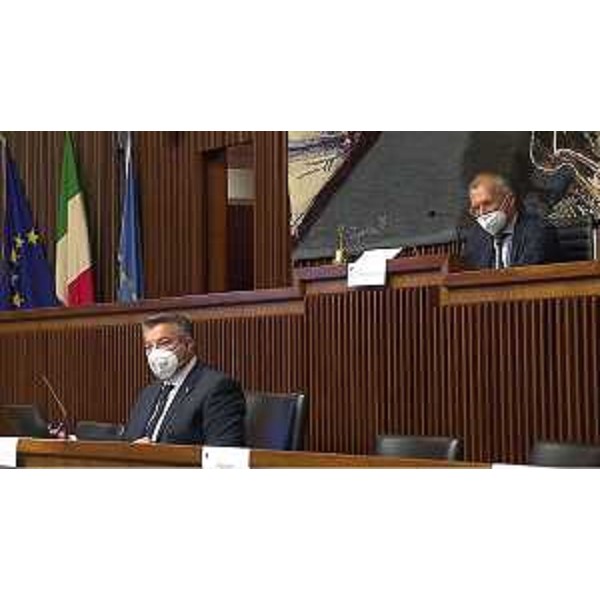 Piero Mauro Zanin, presidente dell'Aula, e Diego Bernardis, presidente della V Commissione - Piero Mauro Zanin, presidente dell'Aula, e Diego Bernardis, presidente della V Commissione