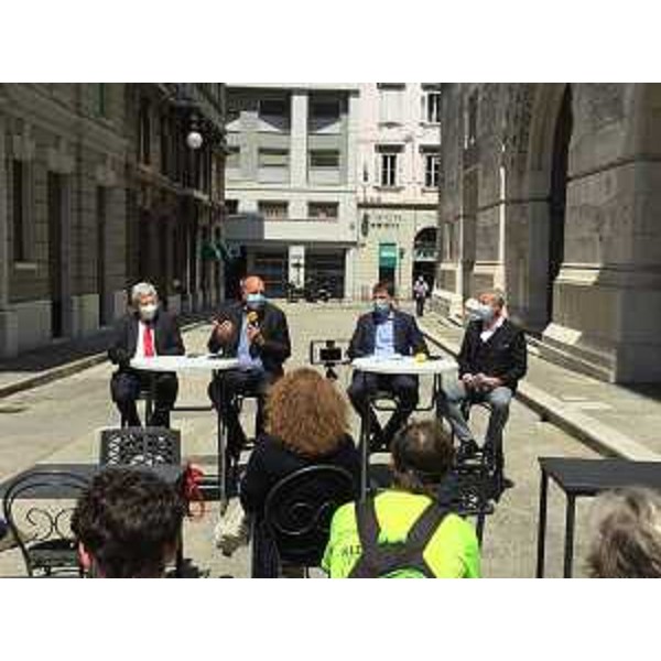 Un momento della conferenza stampa dei gruppi di Opposizione - Un momento della conferenza stampa dei gruppi di Opposizione