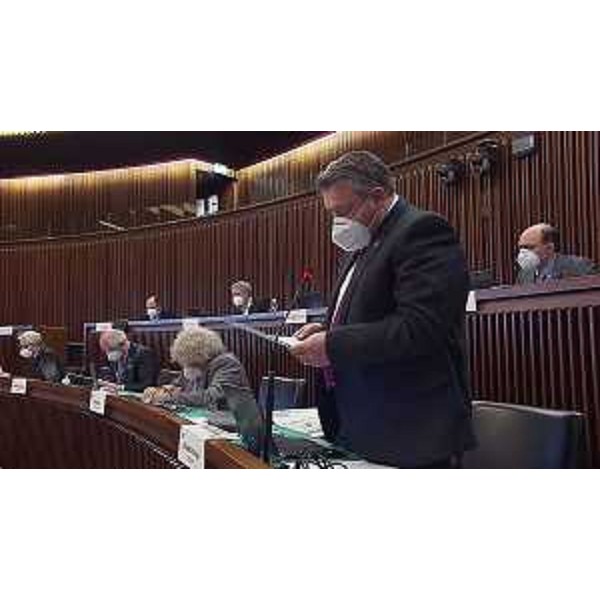 Diego Bernardis (Lega) prende la parola in Aula - Diego Bernardis (Lega) prende la parola in Aula