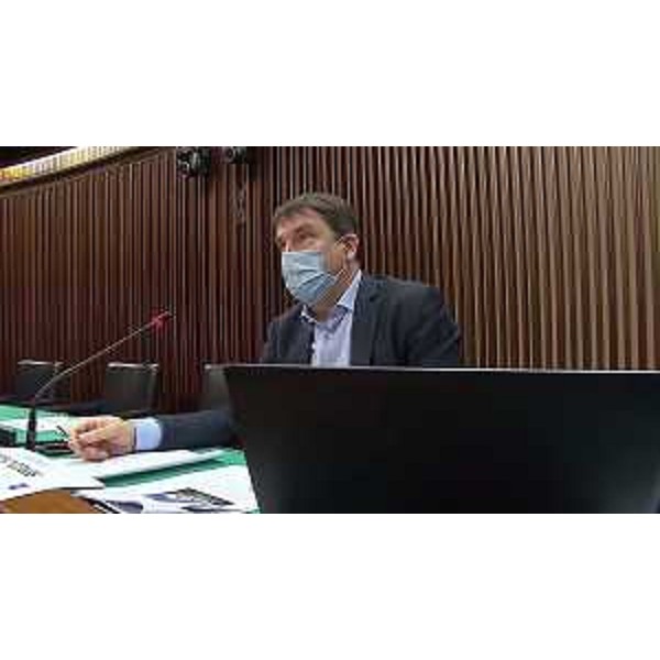 Andrea Ussai (M5S) - Andrea Ussai (M5S)