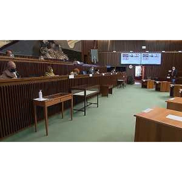 La V Commissione riunita in aula - La V Commissione riunita in aula