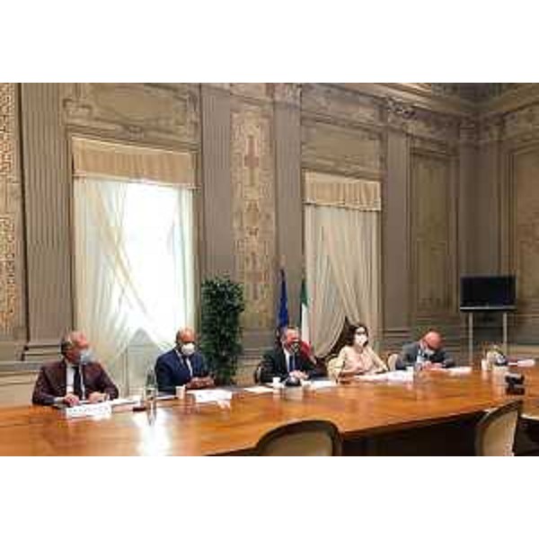 L'incontro della Conferenza dei Consigli regionali con la ministra agli Affari regionali, Maria Stella Gelmini - L'incontro della Conferenza dei Consigli regionali con la ministra agli Affari regionali, Maria Stella Gelmini