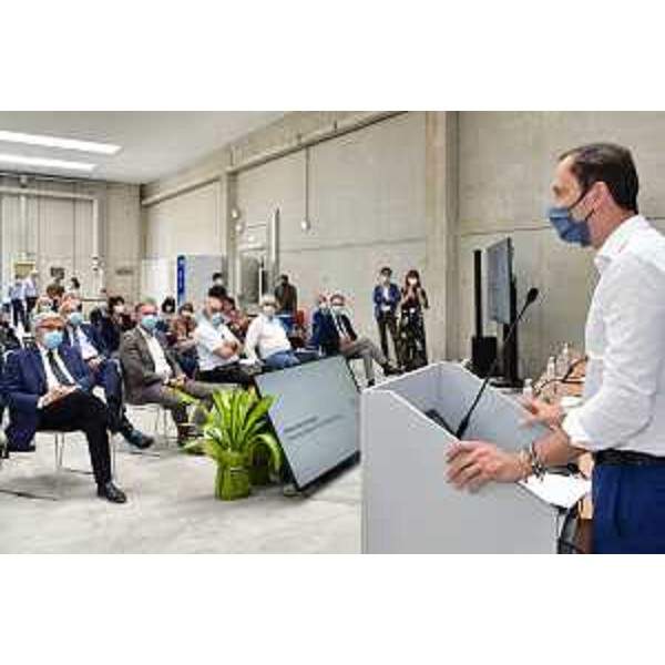 Il governatore Massimiliano Fedriga nel corso del suo intervento - Il governatore Massimiliano Fedriga nel corso del suo intervento