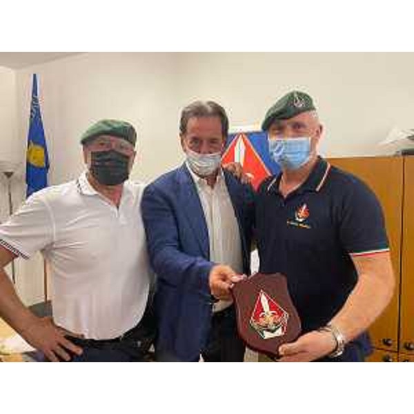 Al centro della foto l'assessore regionale Fabio Scoccimarro - Al centro della foto l'assessore regionale Fabio Scoccimarro