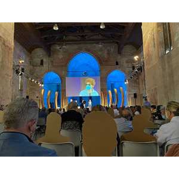L'interno della chiesa di San Francesco a Udine all'apertura del festival Vicino/lontano Paola Colombo - L'interno della chiesa di San Francesco a Udine all'apertura del festival Vicino/lontano Paola Colombo