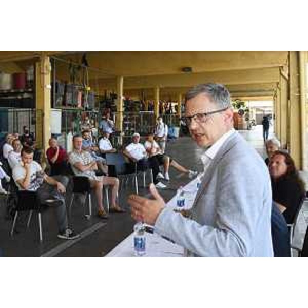 L'intervento dellassessore alle Risorse agroalimentari, forestali e ittiche Stefano Zannier. - L'intervento dellassessore alle Risorse agroalimentari, forestali e ittiche Stefano Zannier.