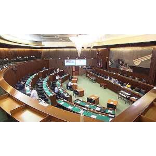 Una fase dei lavori odierni della V Commissione, impegnata sul ddl 142 - Una fase dei lavori odierni della V Commissione, impegnata sul ddl 142