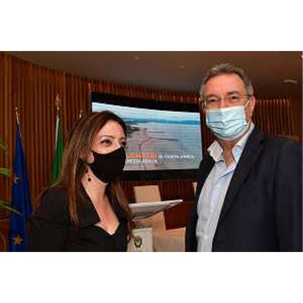 La consigliera regionale Maddalena Spagnolo (Lega) e l'assessore Graziano Pizzimenti - La consigliera regionale Maddalena Spagnolo (Lega) e l'assessore Graziano Pizzimenti