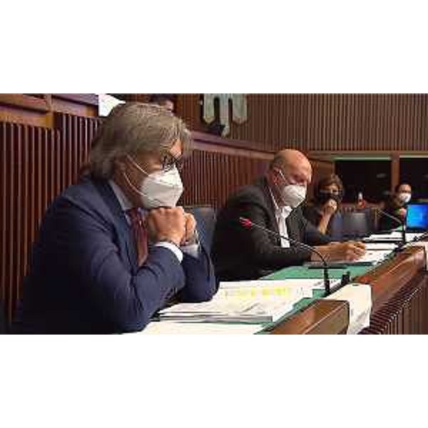 L'assessore regionale alle Attività produttive, Sergio Emidio Bini, e il presidente del Comitato di controllo, Roberto Cosolini (Pd) - L'assessore regionale alle Attività produttive, Sergio Emidio Bini, e il presidente del Comitato di controllo, Roberto Cosolini (Pd)