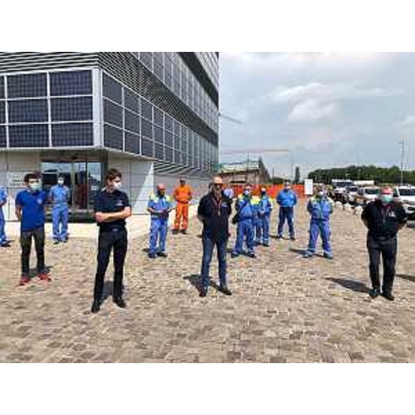 Il vicegovernatore Riccardo Riccardi con le squadre della Protezione civile Fvg in partenza per la Sicilia - Il vicegovernatore Riccardo Riccardi con le squadre della Protezione civile Fvg in partenza per la Sicilia