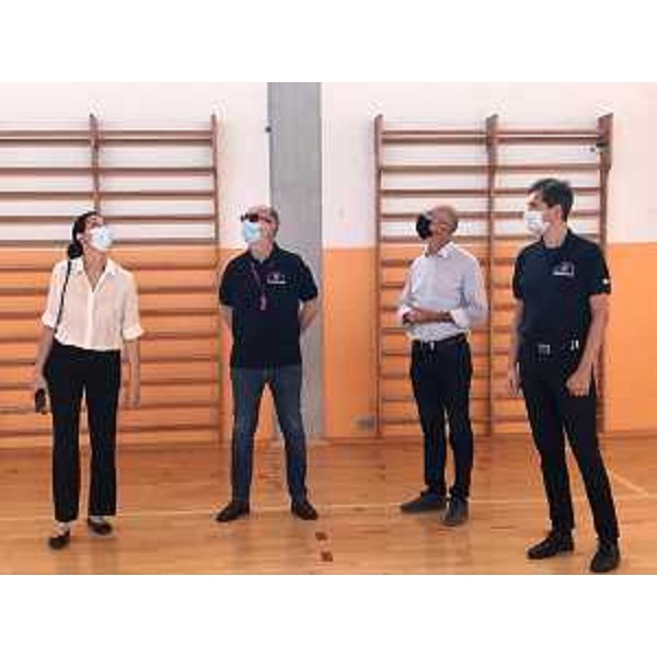 Il sopralluogo del vicegovernatore alla palestra di Bannia di Fiume Veneto - Il sopralluogo del vicegovernatore alla palestra di Bannia di Fiume Veneto