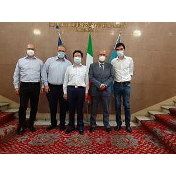 L'assessore regionale Sebastiano Callari con la delegazione della Fao oggi a Trieste nel Palazzo della Regione. Da sinistra a destra: Dejan Jakovlievic, Maximo Torero, Qu Dongyu, Callari e Maurizio Martina - L'assessore regionale Sebastiano Callari con la delegazione della Fao oggi a Trieste nel Palazzo della Regione. Da sinistra a destra: Dejan Jakovlievic, Maximo Torero, Qu Dongyu, Callari e Maurizio Martina