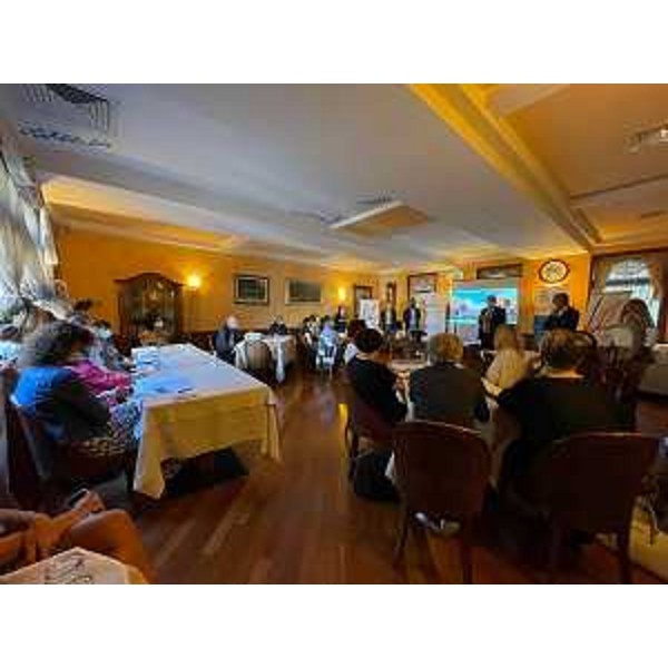 Amministratori locali impegnati nella Summer School organizzata da Aiccre e Anci - Amministratori locali impegnati nella Summer School organizzata da Aiccre e Anci