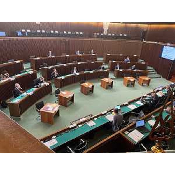 La III Commissione consiliare permanente durante i lavori d'aula - La III Commissione consiliare permanente durante i lavori d'aula