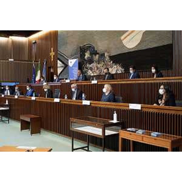 I relatori del convegno "Dare forma alla casa della democrazia europea" - I relatori del convegno "Dare forma alla casa della democrazia europea"