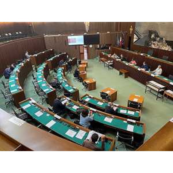 La IV Commissione consiliare permanente riunita oggi in aula - La IV Commissione consiliare permanente riunita oggi in aula