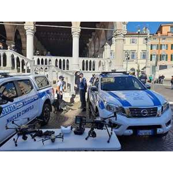 Nucleo cinofilo e dotazione tecnologiche della Polizia locale di Udine - Nucleo cinofilo e dotazione tecnologiche della Polizia locale di Udine