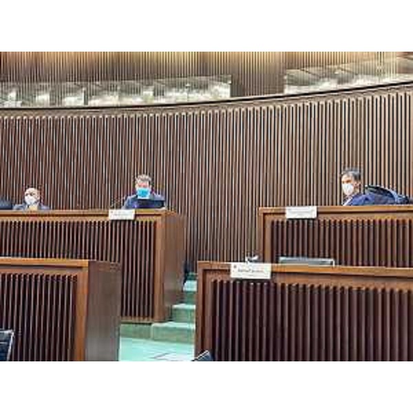 I pentastellati Cristian Sergo e Andrea Ussai con il leghista Luca Boschetti - I pentastellati Cristian Sergo e Andrea Ussai con il leghista Luca Boschetti