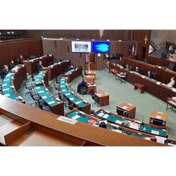 La IV commissione consiliare e l'assessore regionale alle Infrastrutture, Graziano Pizzimenti - La IV commissione consiliare e l'assessore regionale alle Infrastrutture, Graziano Pizzimenti