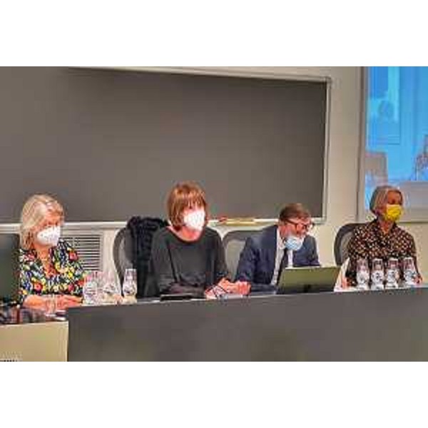 L'assessore regionale al Lavoro Alessia Rosolen interviene al convegno all'Università di Trieste - L'assessore regionale al Lavoro Alessia Rosolen interviene al convegno all'Università di Trieste