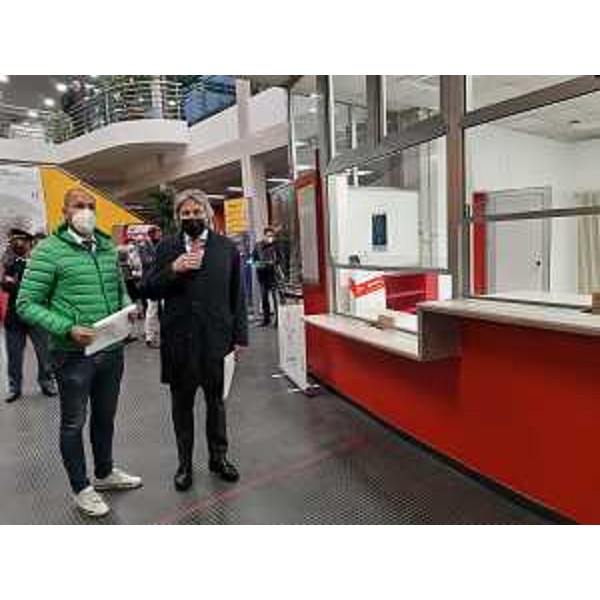 L'assessore regionale lle Attività produttive e turismo Sergio Emidio Bini durante il sopralluogo con il sindaco di Gemona, Roberto Revelant, e il direttore marketing di PromoTurismoFVG, Bruno Bertero - Gemona del Friuli, 20 ottobre 2021. - L'assessore regionale lle Attività produttive e turismo Sergio Emidio Bini durante il sopralluogo con il sindaco di Gemona, Roberto Revelant, e il direttore marketing di PromoTurismoFVG, Bruno Bertero - Gemona del Friuli, 20 ottobre 2021.