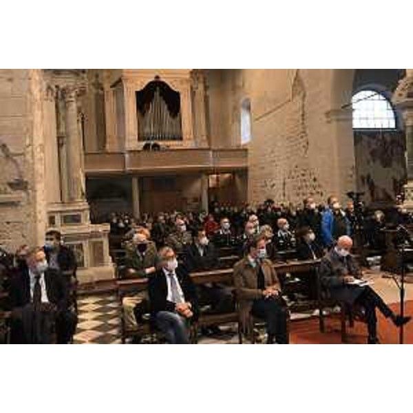 Il governatore del Friuli Venezia Giulia Massimiliano Fedriga tra il presidente del Consiglio regionale Piero Mauro Zanin e il sottosegretariodi Stato alla Presidenza del Consiglio Bruno Tabacci - Il governatore del Friuli Venezia Giulia Massimiliano Fedriga tra il presidente del Consiglio regionale Piero Mauro Zanin e il sottosegretariodi Stato alla Presidenza del Consiglio Bruno Tabacci