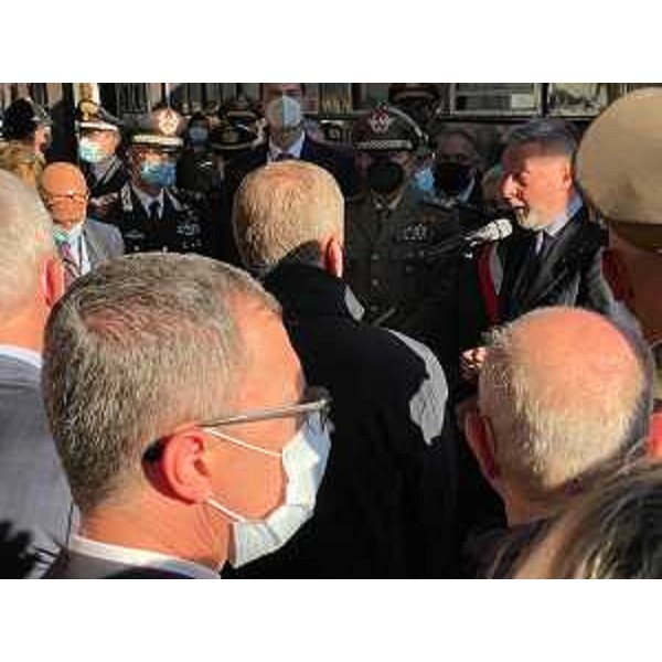 L'assessore regionale alle Risorse agroalimentari e forestali, Stefano Zannier, alla cerimonia per il passaggio del treno rievocativo della traslazione del Milite ignoto. - L'assessore regionale alle Risorse agroalimentari e forestali, Stefano Zannier, alla cerimonia per il passaggio del treno rievocativo della traslazione del Milite ignoto.