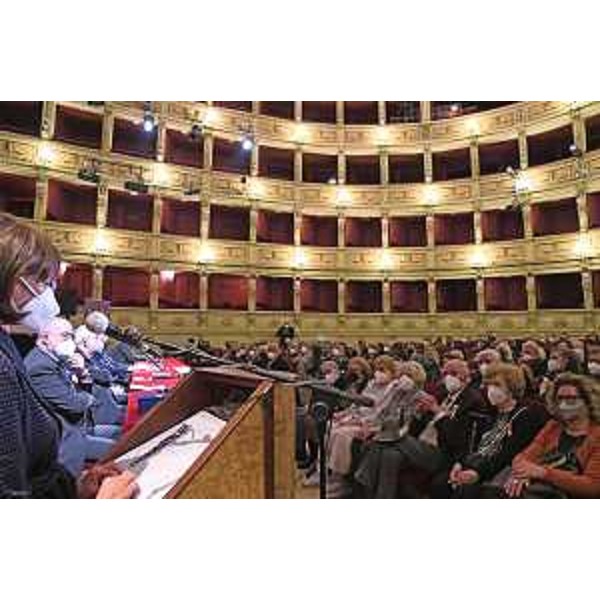 L'assessore regionale a Lavoro, formazione e istruzione Alessia Rosolen in occasione della cerimonia di celebrazione dei 130 anni di fondazione della Lega nazionale. - L'assessore regionale a Lavoro, formazione e istruzione Alessia Rosolen in occasione della cerimonia di celebrazione dei 130 anni di fondazione della Lega nazionale.