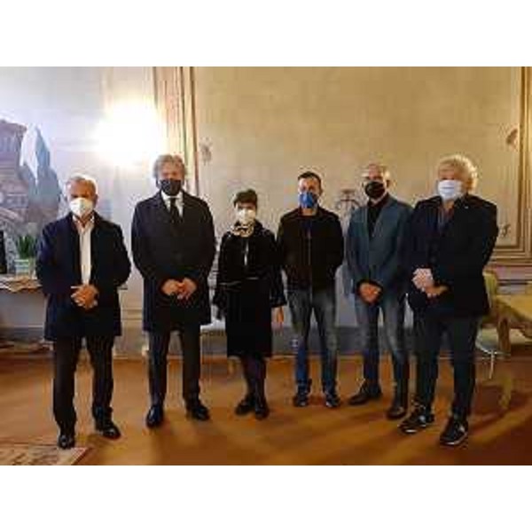 L'assessore regionale alle Attività produttive e turismo Sergio Emidio Bini ha incontrato oggi il sindaco del Comune di Cividale del Friuli Daniela Bernardi e gli amministratori locali - L'assessore regionale alle Attività produttive e turismo Sergio Emidio Bini ha incontrato oggi il sindaco del Comune di Cividale del Friuli Daniela Bernardi e gli amministratori locali