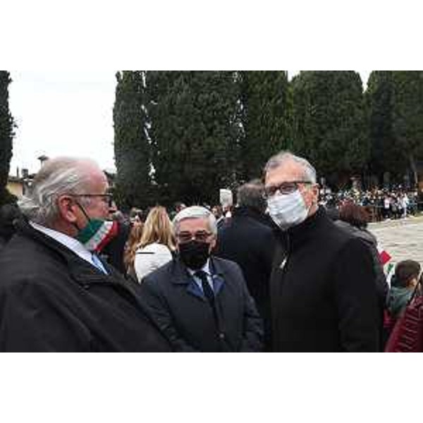 Il presidente Zanin assieme al sindaco di Udine, Pietro Fontanini, e al sindaco di Gorizia, Rodolfo Ziberna - Il presidente Zanin assieme al sindaco di Udine, Pietro Fontanini, e al sindaco di Gorizia, Rodolfo Ziberna