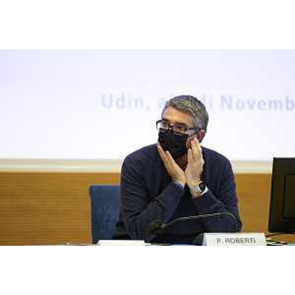 L'assessore regionale Pierpaolo Roberti alla Conferenza sulla lingua friulana - L'assessore regionale Pierpaolo Roberti alla Conferenza sulla lingua friulana