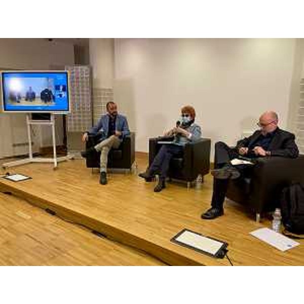 Una fase della conferenza stampa di presentazione della mostra "Moebius - Alla ricerca del tempo" allestita al Paff! di Pordenone - Una fase della conferenza stampa di presentazione della mostra "Moebius - Alla ricerca del tempo" allestita al Paff! di Pordenone 