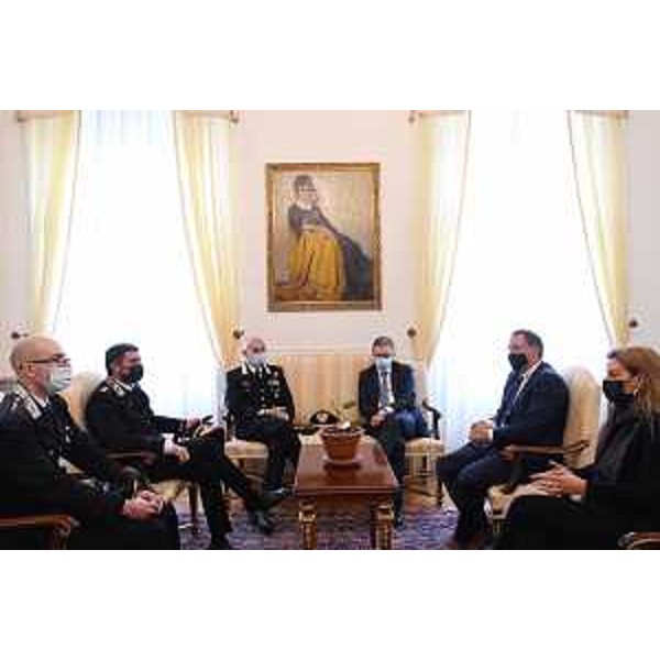 Una fase della cerimonia svoltasi oggi a Trieste alla presenza dell'assessore regionale alle Risorse agricole e forestali Stefano Zannier - Una fase della cerimonia svoltasi oggi a Trieste alla presenza dell'assessore regionale alle Risorse agricole e forestali Stefano Zannier