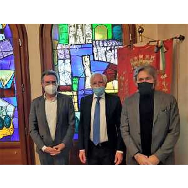 Gli assessori regionali Sergio Emidio Bini e Graziano Pizzimenti con il sindaco di Grado Claudio Kovatsch - Gli assessori regionali Sergio Emidio Bini e Graziano Pizzimenti con il sindaco di Grado Claudio Kovatsch 